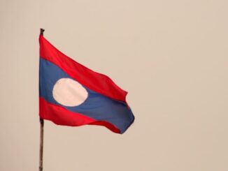 Chinese illegally flock to Laos to gamble
