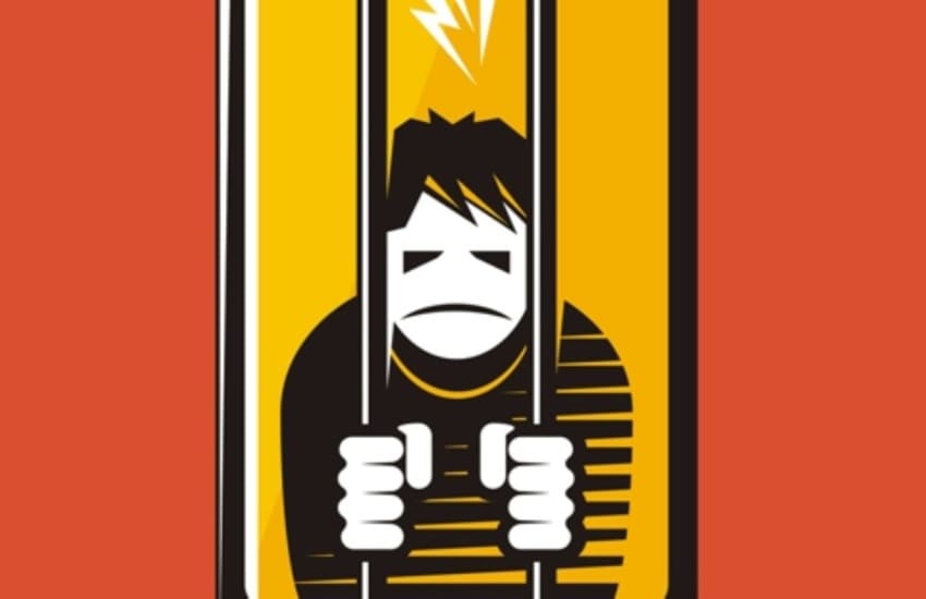 Sale of residence permits to finance gambling addiction - 2.5 years in prison